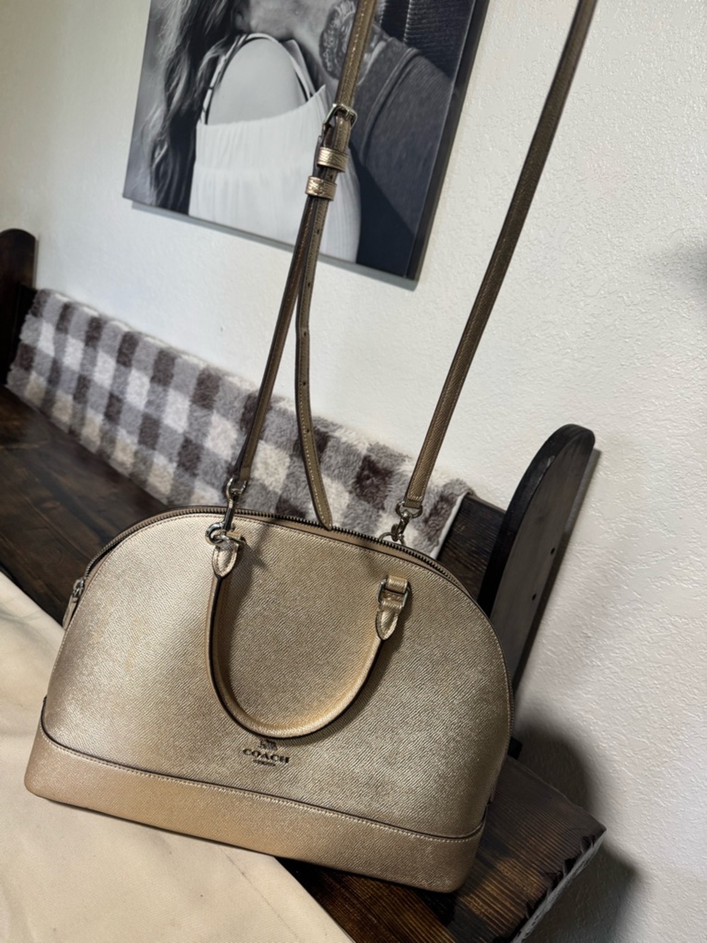 Coach Sierra Signature Dome Satchel - Picture 4 of 5